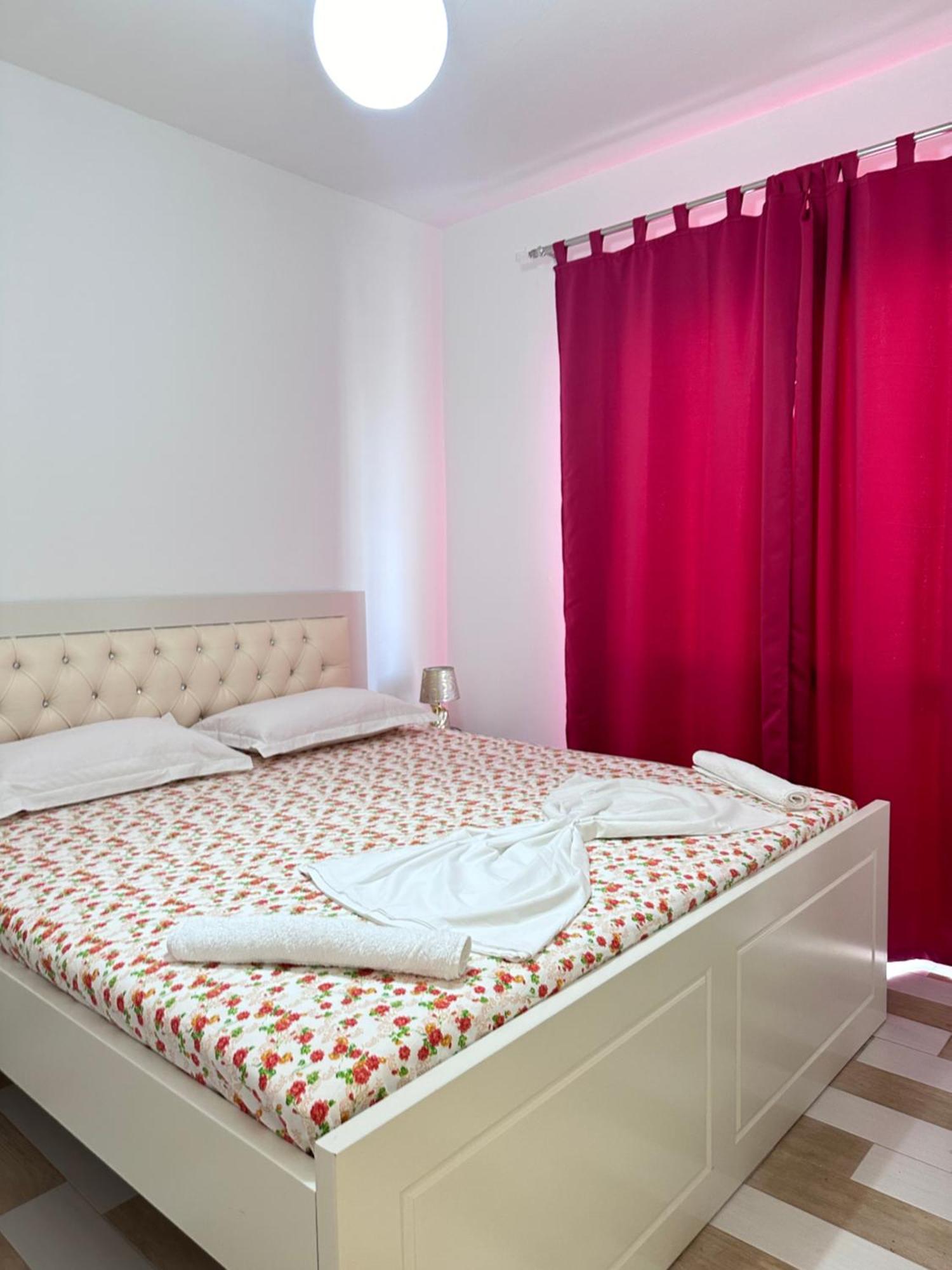 Appartement Heaven Penthouse Sea View Sarandë
